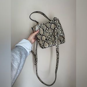 Faux Snakeskin Purse (Unbranded)